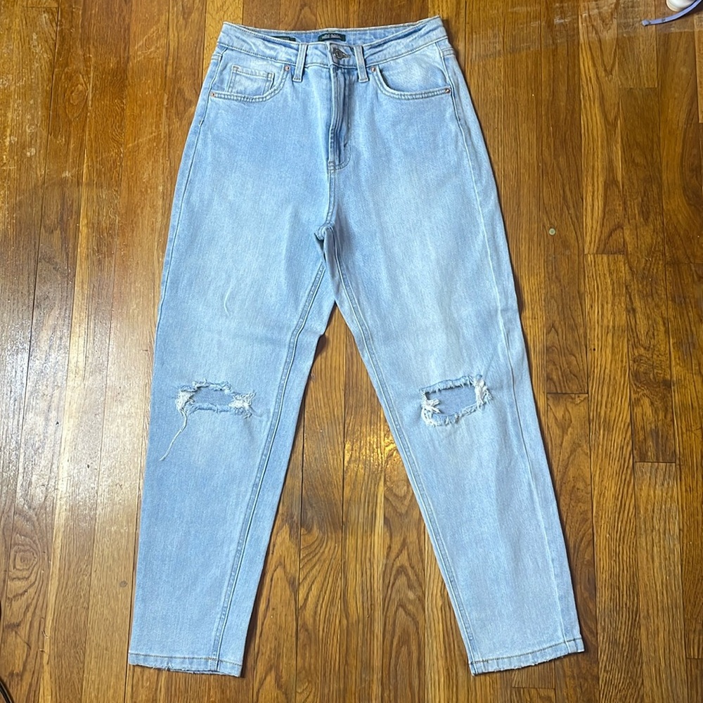Light Washed Distressed Skinny Jeans